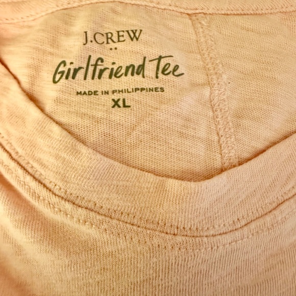 Light Pink Crewneck Girlfriend T-Shirt *NWOT* Sz XL - Picture 2 of 4